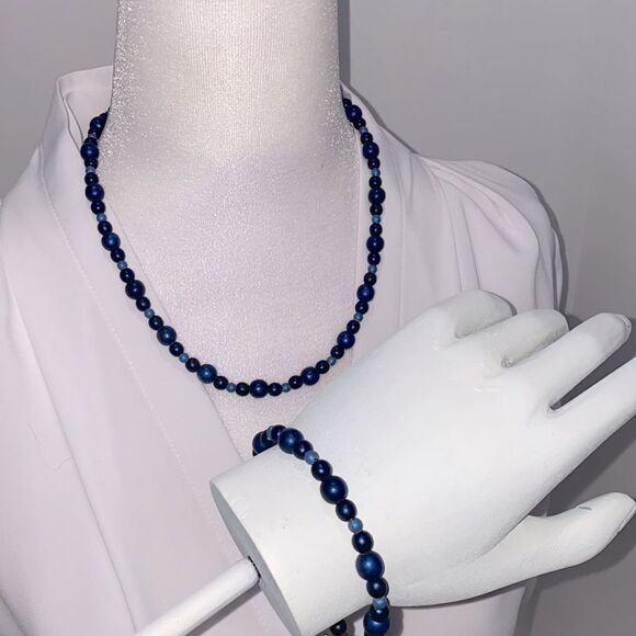 Blue Beaded Necklace With Matching Beaded Bracelet - Picture 1 of 8